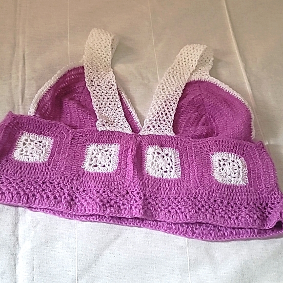 Crop top crochet Hand-made - Picture 2 of 4
